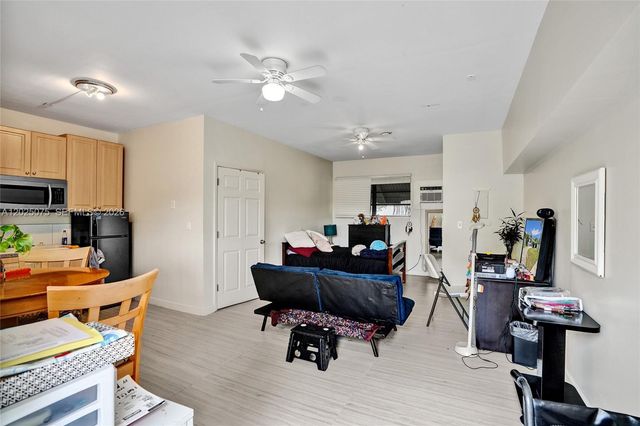 9910 Bahama Dr, Cutler Bay, FL 33189