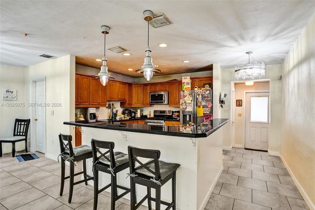 9910 Bahama Dr, Cutler Bay, FL 33189