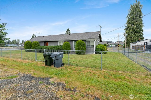 922 134th Street Ct S, Tacoma, WA 98444