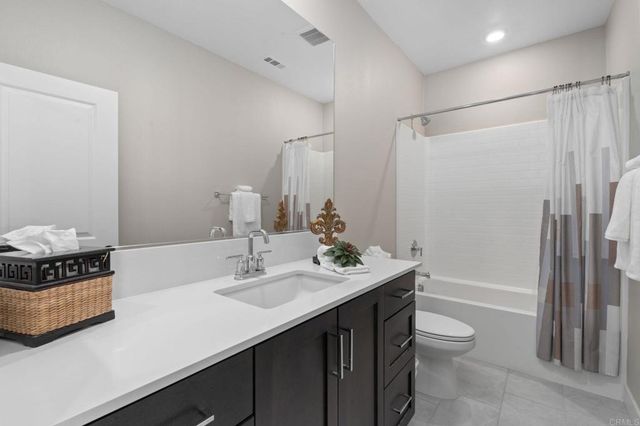 1220 Sunrise View 101, San Marcos, CA 92078