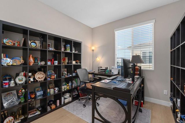 1220 Sunrise View 101, San Marcos, CA 92078