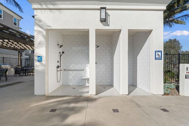 1220 Sunrise View 101, San Marcos, CA 92078