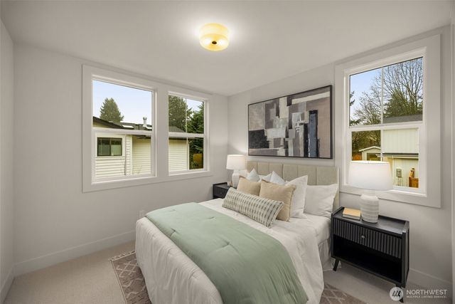 10606 NE 54th Lane, Kirkland, WA 98033