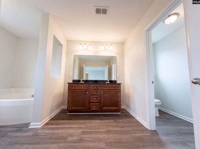 231 Deertrack Run, Lexington, SC 29073