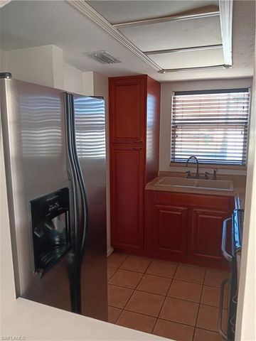 1300 SE 7th ST # 101, Cape Coral, FL 33990