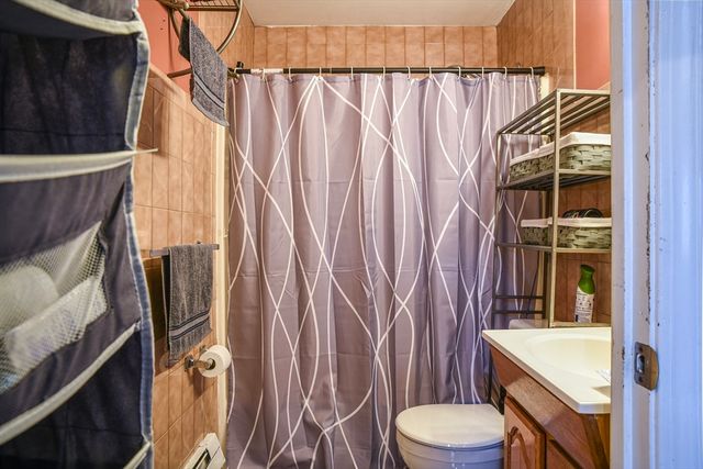 10 Sunnybank Ave, Rockland, MA 02370