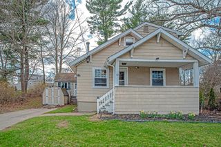 10 Sunnybank Ave, Rockland, MA 02370