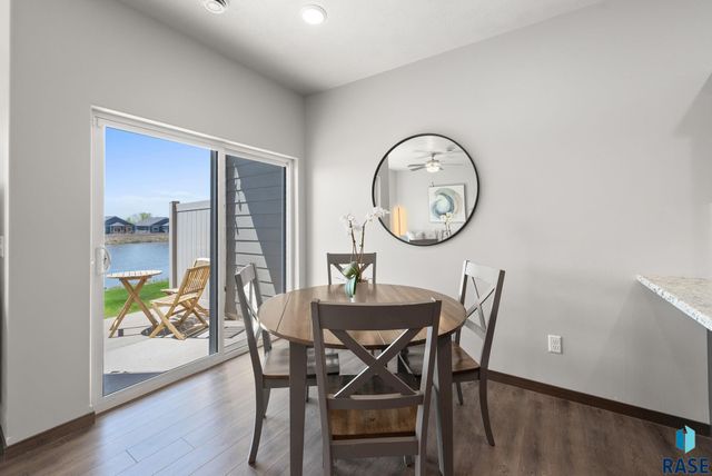 5520 S Seville Pl Place, Sioux Falls, SD 57108