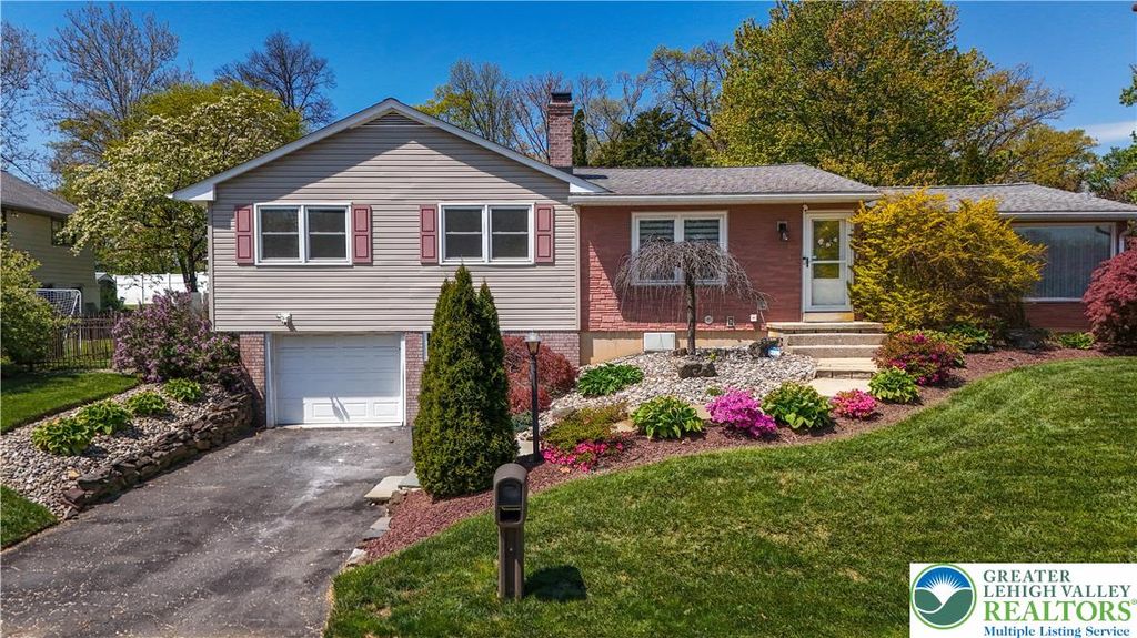 1271 Stafore Drive, Hanover Twp, PA 18017
