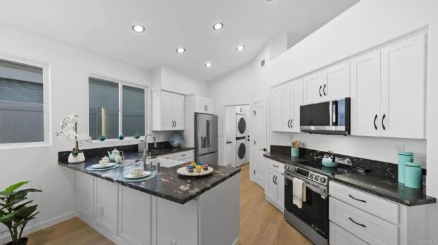 4888 Thebes, Oceanside, CA 92056