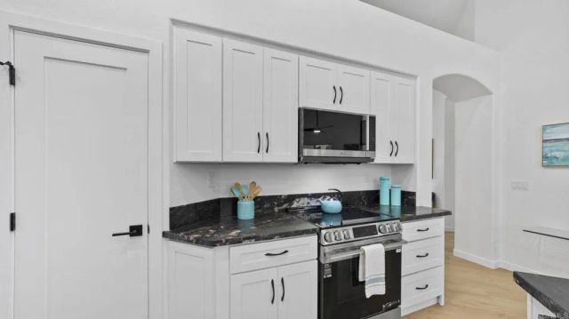 4888 Thebes, Oceanside, CA 92056