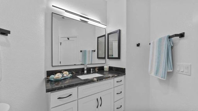 4888 Thebes, Oceanside, CA 92056