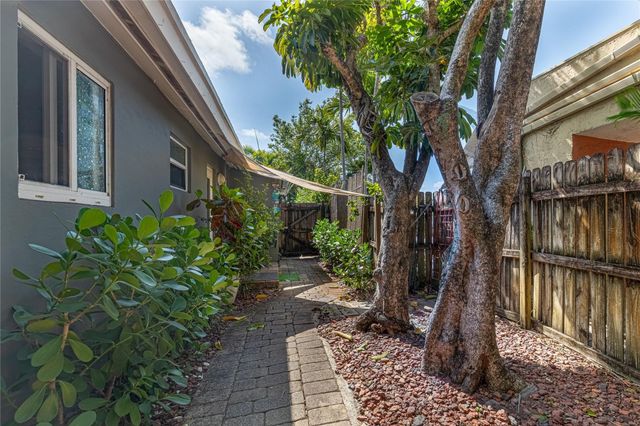 1009 NE 23rd Drive, Wilton Manors, FL 33305