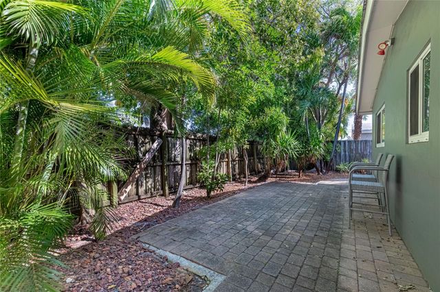 1009 NE 23rd Drive, Wilton Manors, FL 33305