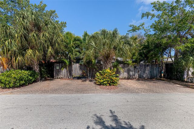 1009 NE 23rd Drive, Wilton Manors, FL 33305