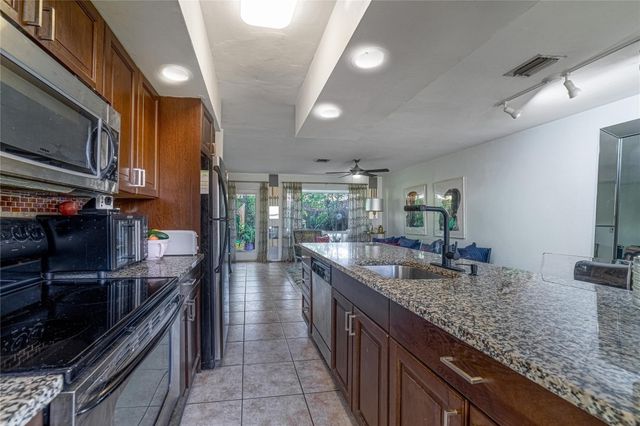 1009 NE 23rd Drive, Wilton Manors, FL 33305
