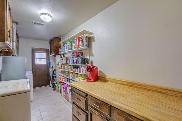14307 Camino Del Rey NE, Albuquerque, NM 87123