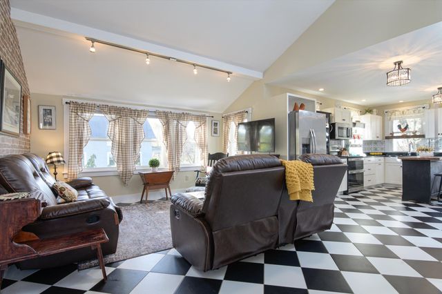 2558 Old Stage Road, Benson, VT 05743