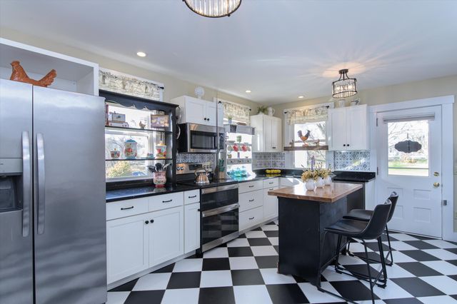 2558 Old Stage Road, Benson, VT 05743