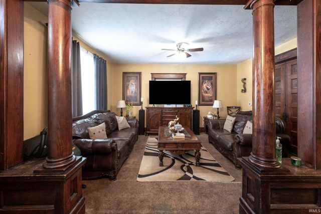 1129 Saint Marys Avenue, Fort Wayne, IN 46808