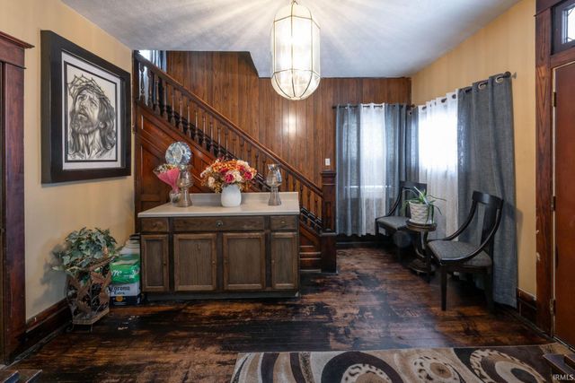 1129 Saint Marys Avenue, Fort Wayne, IN 46808