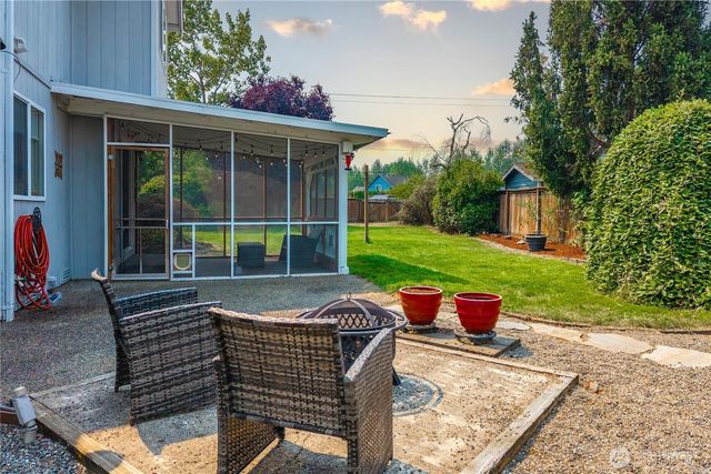 307 Rowe Street NW, Orting, WA 98360