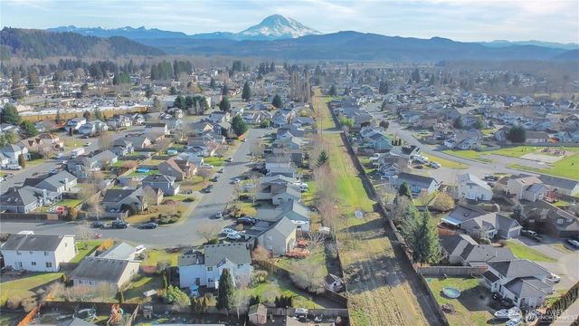 307 Rowe Street NW, Orting, WA 98360
