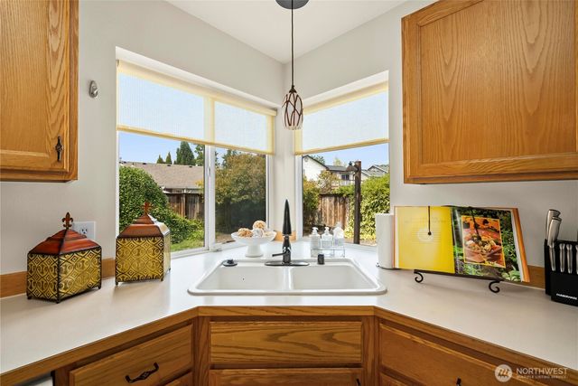 307 Rowe Street NW, Orting, WA 98360