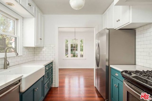 3402 Glenhurst Avenue, Los Angeles, CA 90039