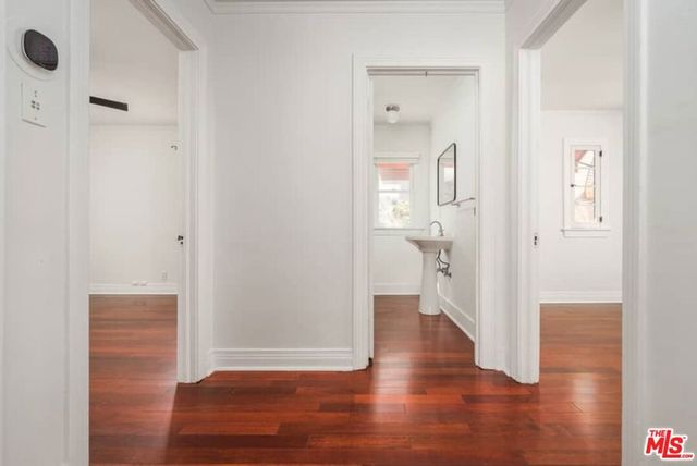3402 Glenhurst Avenue, Los Angeles, CA 90039