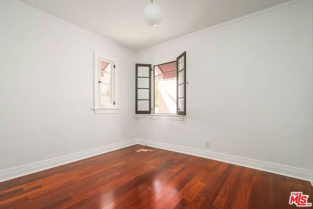 3402 Glenhurst Avenue, Los Angeles, CA 90039