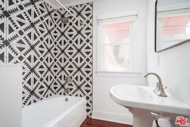 3402 Glenhurst Avenue, Los Angeles, CA 90039