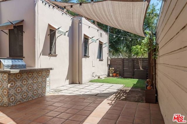 3402 Glenhurst Avenue, Los Angeles, CA 90039