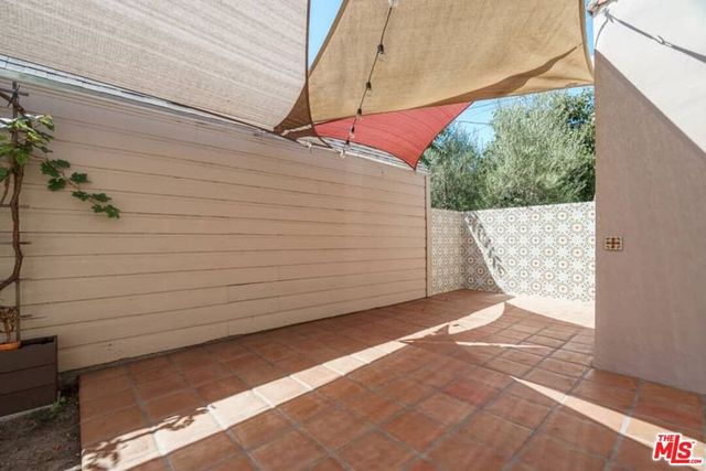 3402 Glenhurst Avenue, Los Angeles, CA 90039