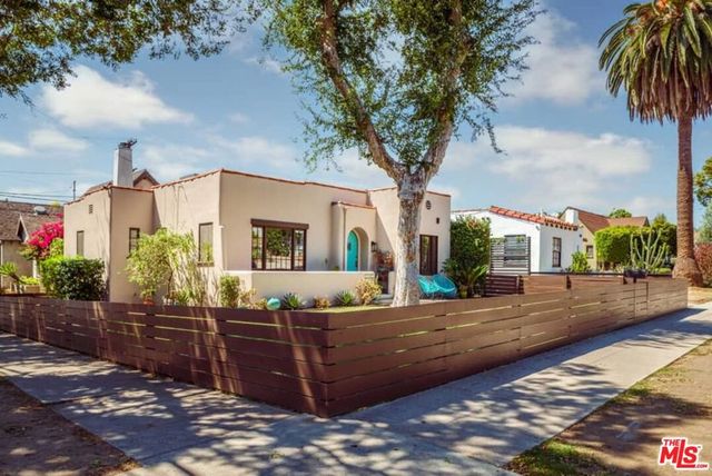 3402 Glenhurst Avenue, Los Angeles, CA 90039