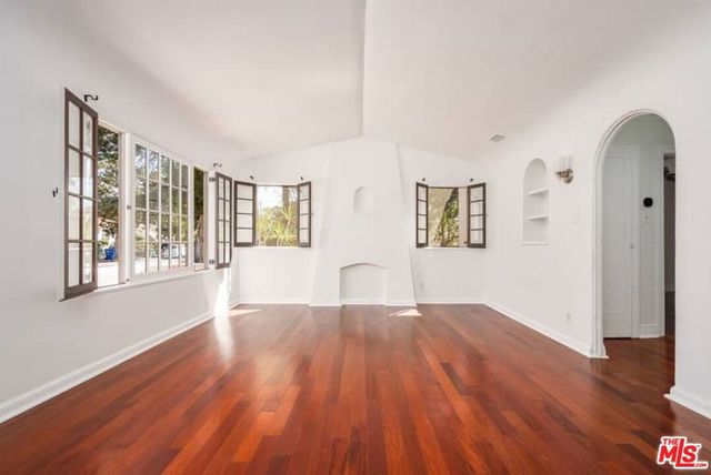 3402 Glenhurst Avenue, Los Angeles, CA 90039