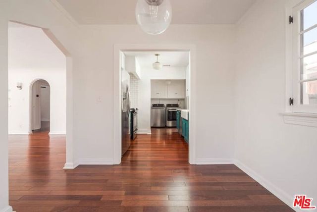 3402 Glenhurst Avenue, Los Angeles, CA 90039