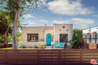 3402 Glenhurst Avenue, Los Angeles, CA 90039