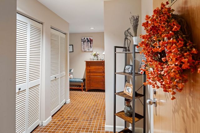 88 Park Ave 206, Arlington, MA 02476