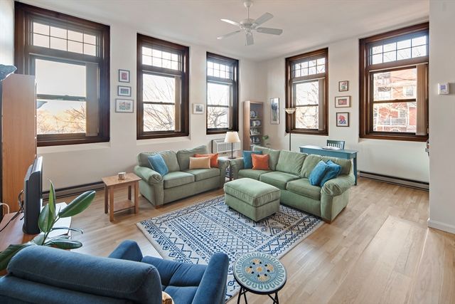 88 Park Ave 206, Arlington, MA 02476