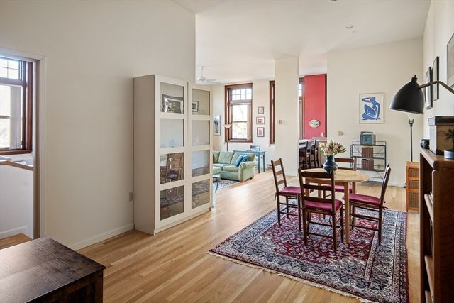 88 Park Ave 206, Arlington, MA 02476