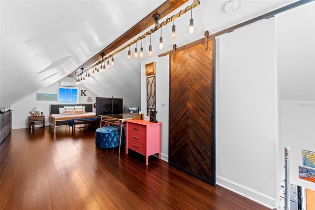 783 30TH AVENUE N, St Petersburg, FL 33704