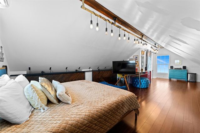 783 30TH AVENUE N, St Petersburg, FL 33704