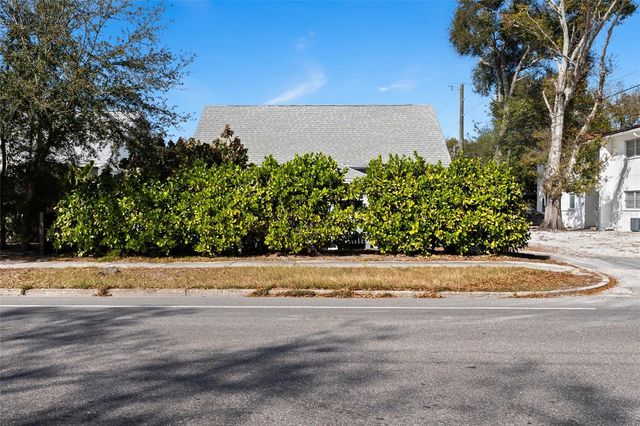 783 30TH AVENUE N, St Petersburg, FL 33704