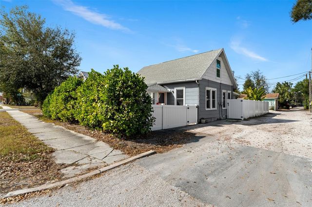 783 30TH AVENUE N, St Petersburg, FL 33704