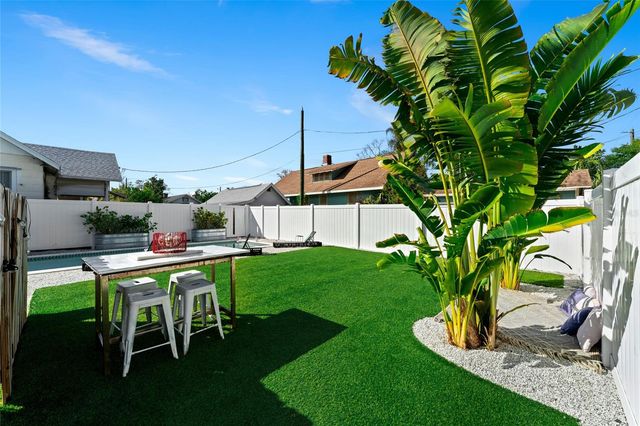 783 30TH AVENUE N, St Petersburg, FL 33704