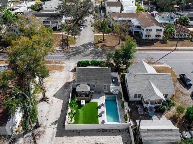 783 30TH AVENUE N, St Petersburg, FL 33704