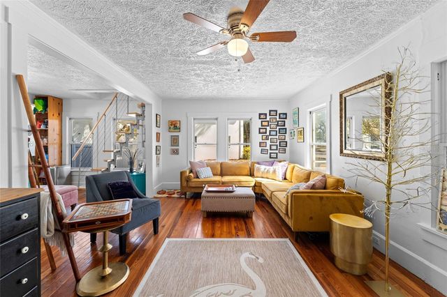 783 30TH AVENUE N, St Petersburg, FL 33704