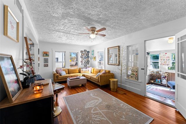 783 30TH AVENUE N, St Petersburg, FL 33704