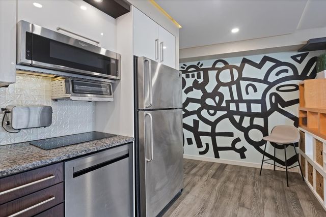 300 N State Street 4326, Chicago, IL 60654